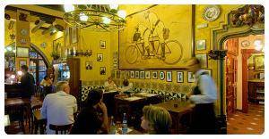 Bar nel quartiere de la Ribera a Barcellona