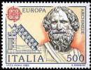 Collezionare francobolli, una passione in aumento tra i giovani