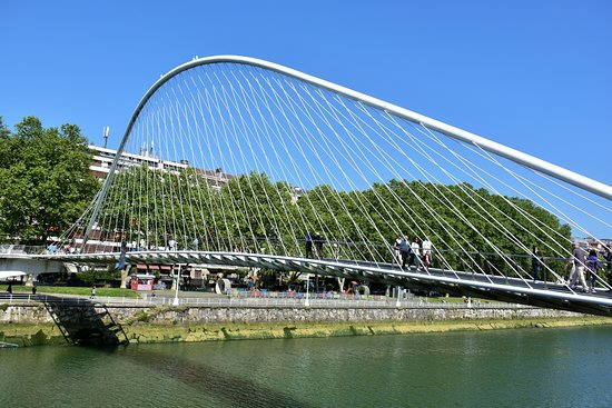 Ponte di Zubizuri o Ponte Calatrava