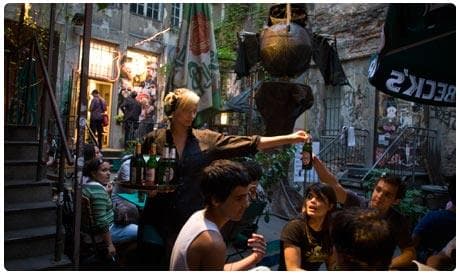 Kunsthaus Tacheles (Casa dell'arte Tacheles)