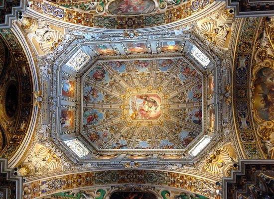 Basilica di Santa Maria Maggiore - Interno