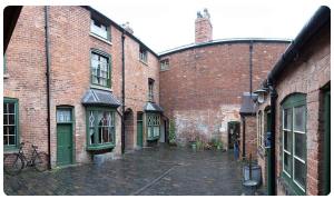 Birminghamin Case Back to Back