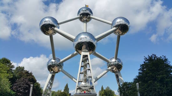 Vita Moderna e Futuro di Bruxelles