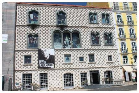 Casa dos Bicos