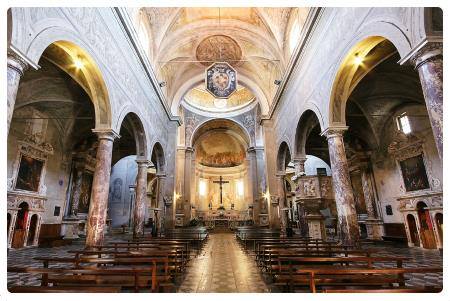 Cattedrale di Pietrasanta - Interno