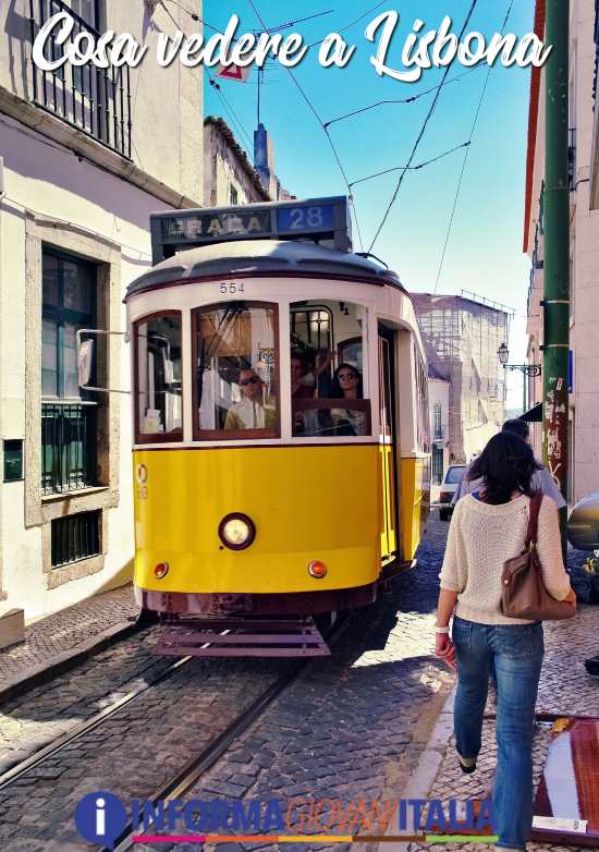 Cosa vedere a Lisbona: Tram foderato di piastrelle