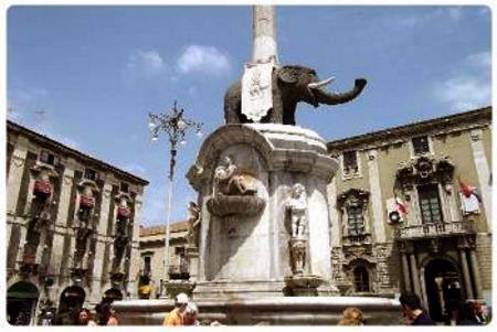 Fontana dell'Elefante a Catania