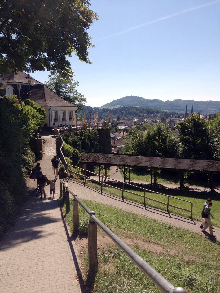 Foto della piazza della cattedrale di Friburgo