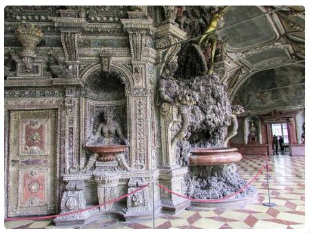 Grottenhof . Residenz
