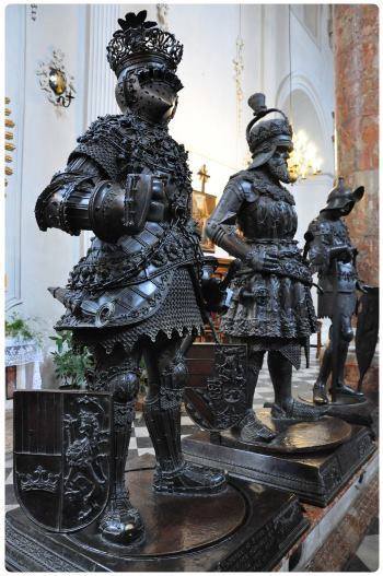 Chiesa della Corte Imperiale e il sarcofago di Massimiliano I