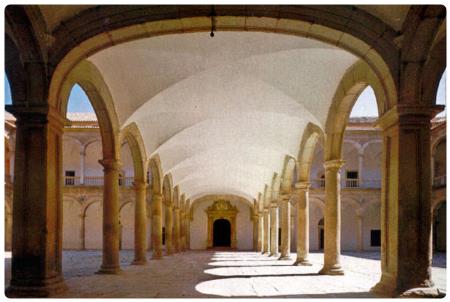 Hospital de Tavera - Patii