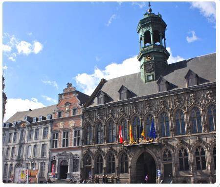 Municipio (Hôtel de Ville)