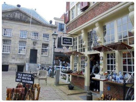 Negozi d'antiquariato di Delft