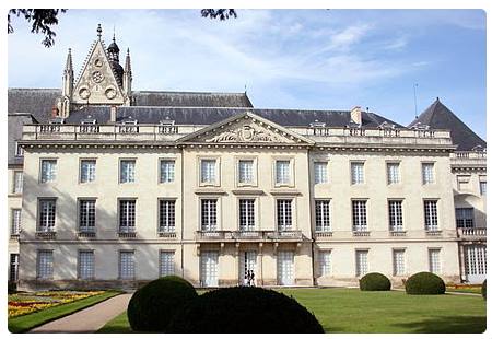 Chiostro de la Psalette (Chiostro dei Salmi)