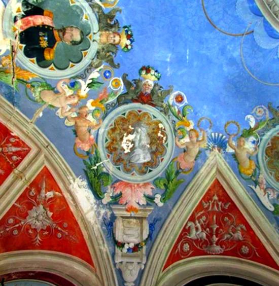 Palazzo Mauruzi della Stacciola-Gherardi - Frammento di decorazione interna