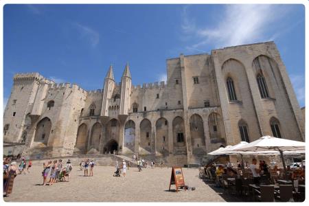 Palazzo dei Papi ad Avignone