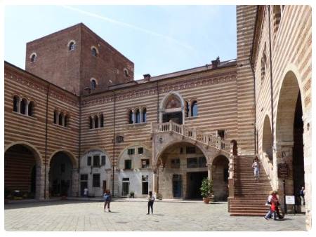Piazza dei Signori
