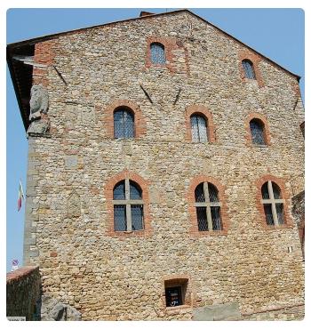 Palazzo Pretorio a Lucignano
