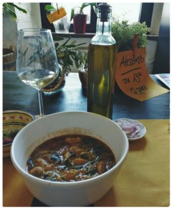 Nenù tipico di un ristorante di San Gimignano