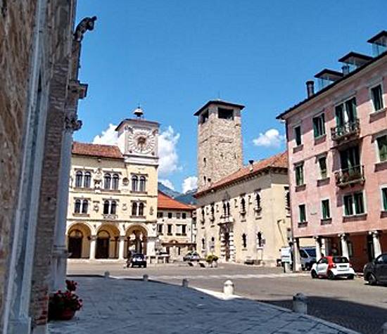 Piazza del Duomo a Belluno