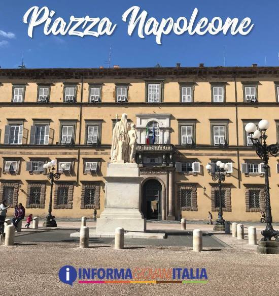 Piazza Napoleone a Lucca