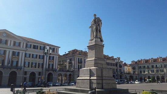 Piazza Galimberti a Cuneo