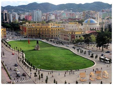 Piazza Skanderbeg