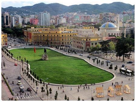 Piazza Skanderbeg