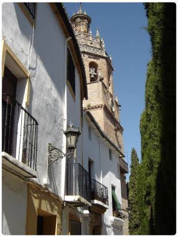 Plaza Duquesa de Parcent e Plaza del Socorro