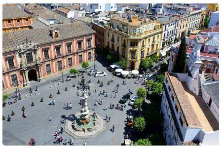 Plaza Virgen de los Reyes