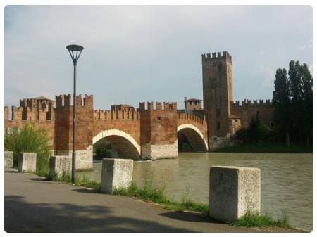 Ponte Scaligero