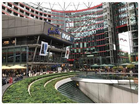 Che cos'è il Sony Center?