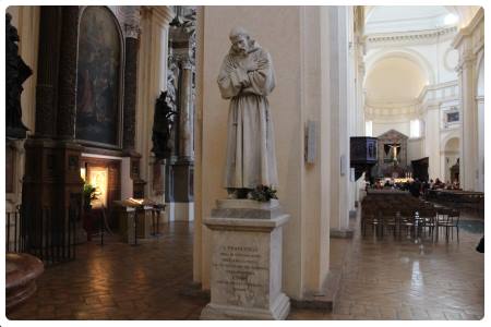 Statua di San Francesco di Giovanni Duprè