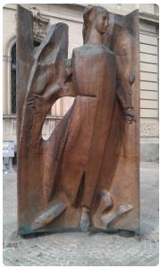 Statua di San Michele