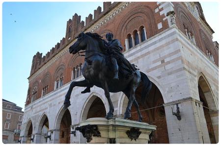 Statue Equestri Farnesiane a Piacenza