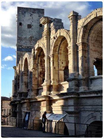 Storia di Arles