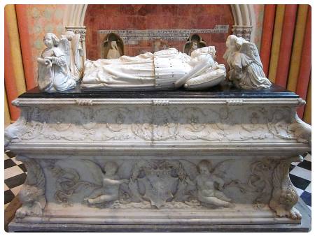 Tomba dei figli di Francia - Cattedrale di Saint-Gatien a Tours
