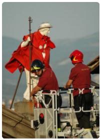 Vestizione della statua di San Jacopo a Pistoia