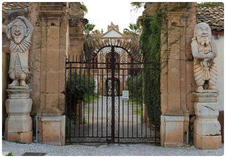 Villa Palagonia